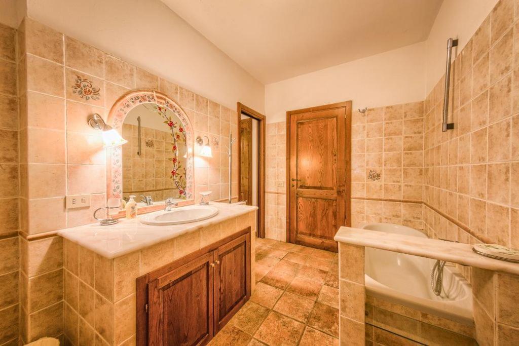 Вилла Borgo Struginati Doglio  Экстерьер фото